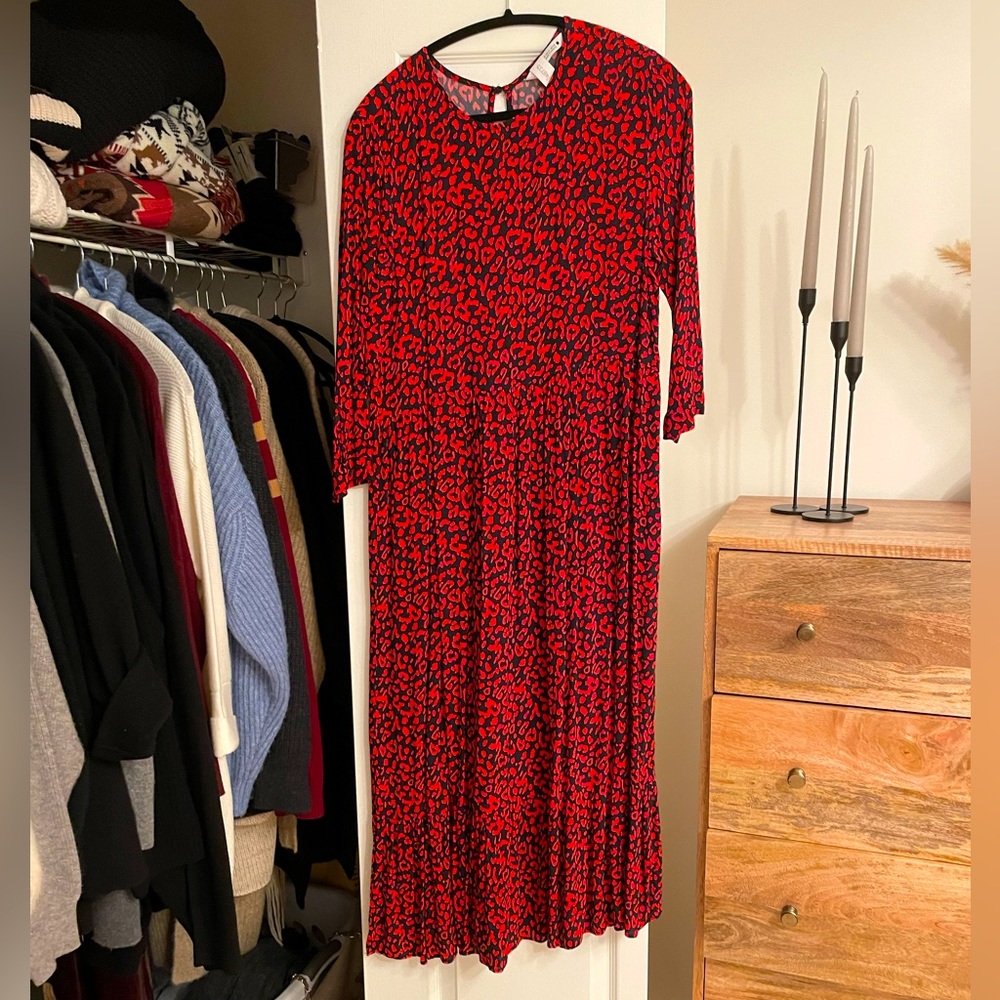 EUC Zara midi dress